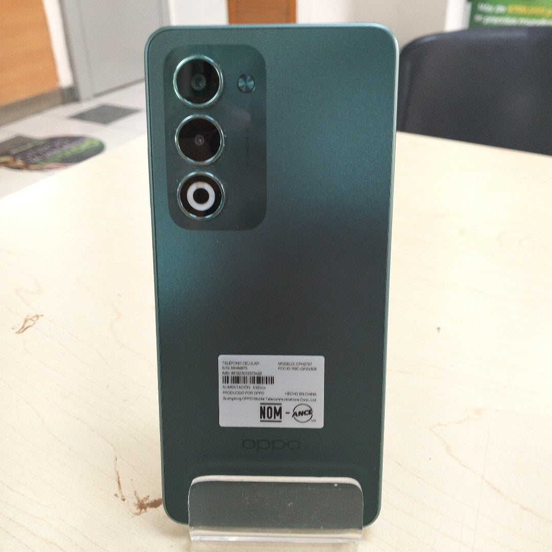 CELULAR OPPO A5 CPH2727 (2025) 256 GB 4 GB RAM (SEMINUEVO)