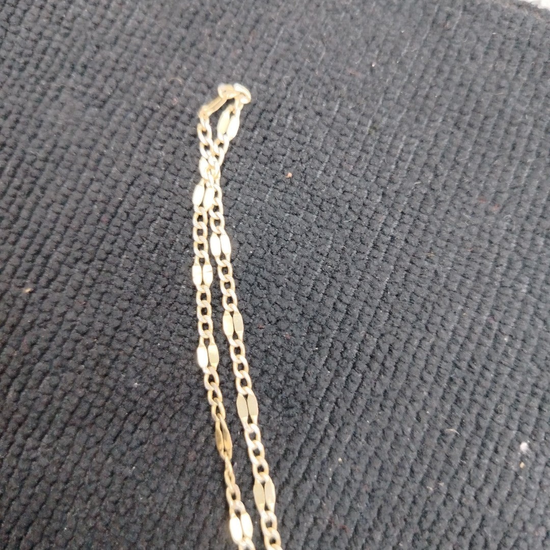 CADENA, DIJE ORO 10 K 2.8 GRMS (SEMINUEVO)