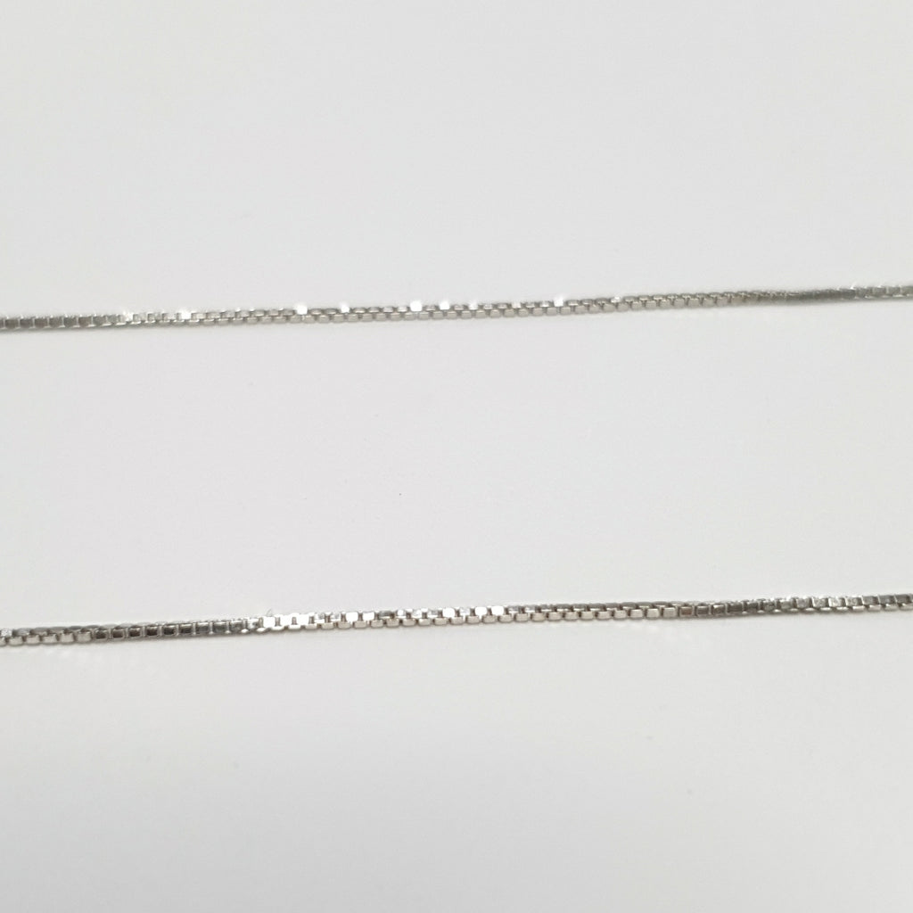 CADENA ORO BLANCO 18 K 1.3 GRMS (SEMINUEVO)