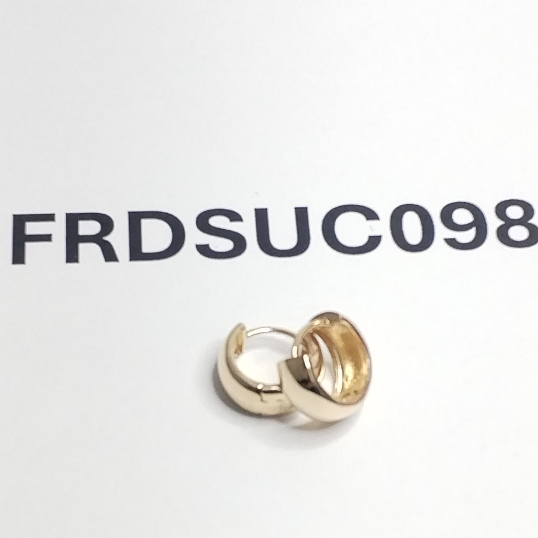 HUGGIES ORO 14K 2.7 (NUEVO)