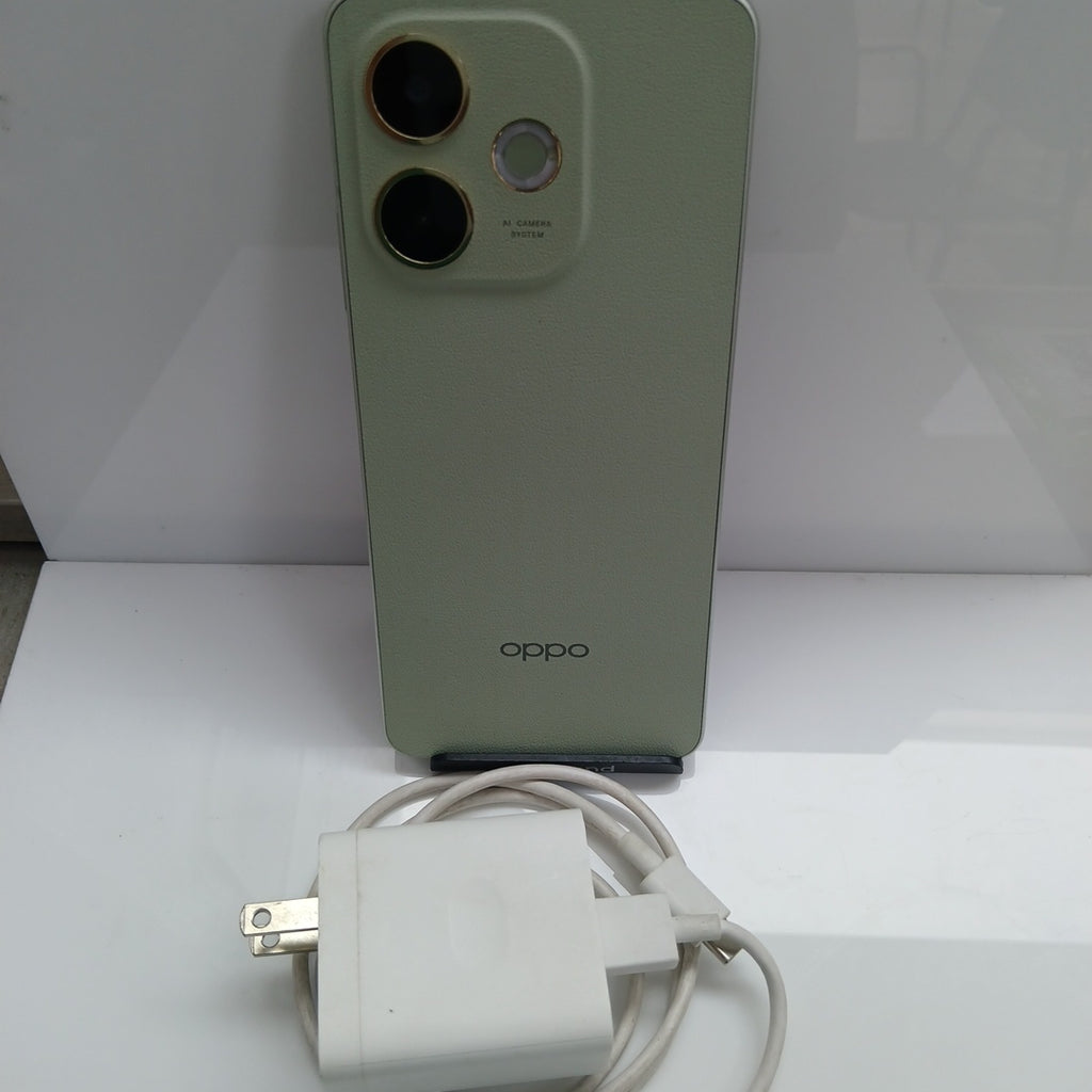CELULAR OPPO A5 PRO CPH2711 (2025) 256 GB 8 GB RAM (SEMINUEVO)