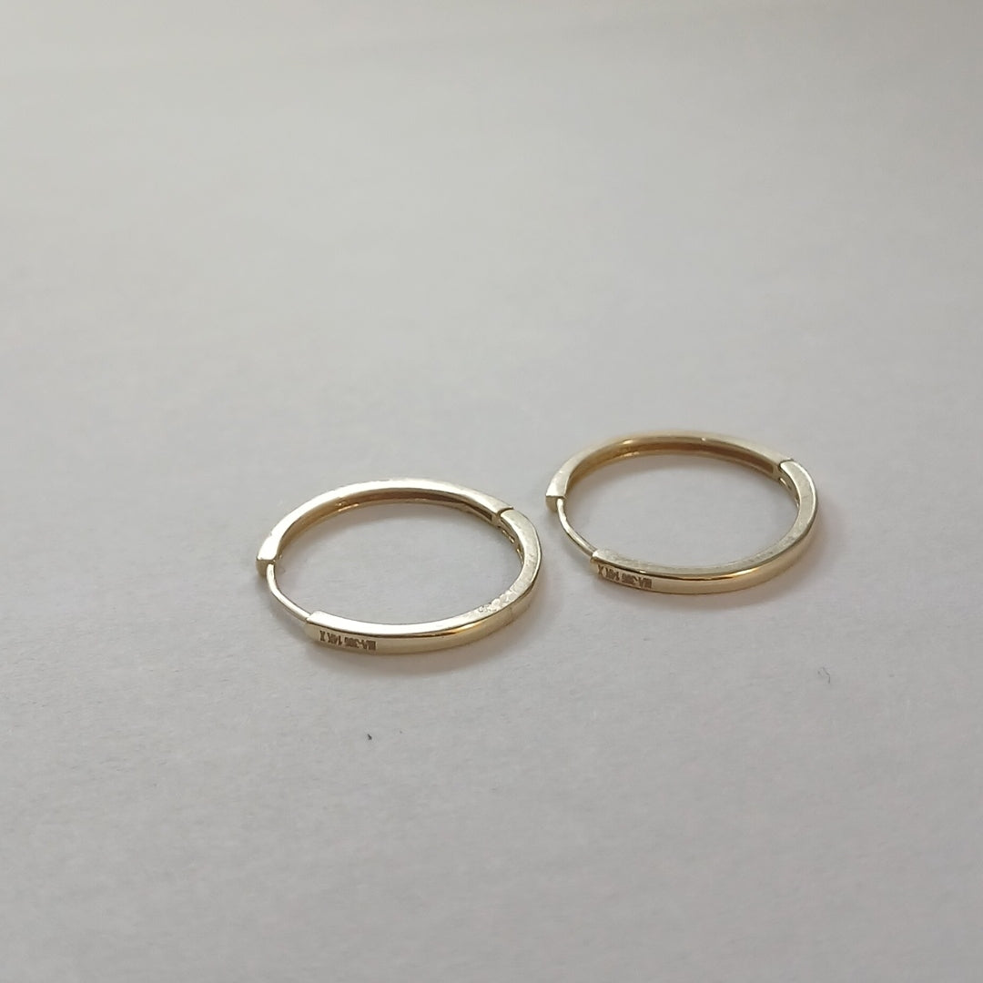 HUGGIES ORO 14K 1.4 (NUEVO)