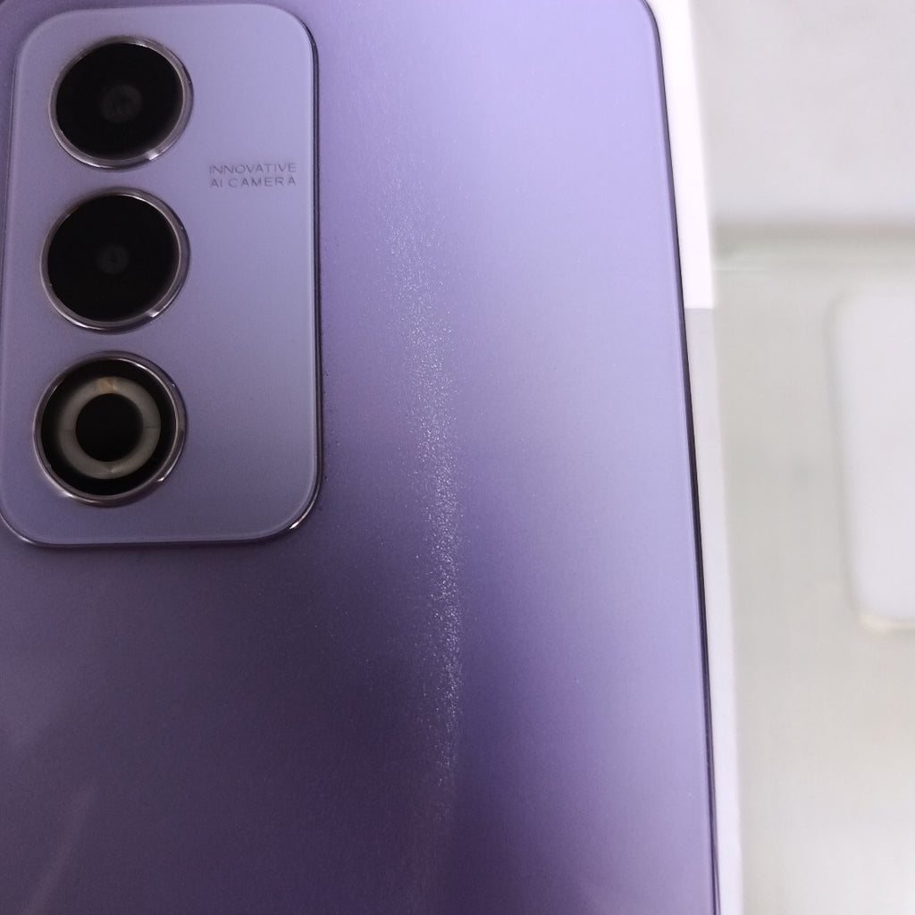 CELULAR OPPO A80 5G CPH2639 (2024) 256 GB 8 GB RAM (SEMINUEVO)
