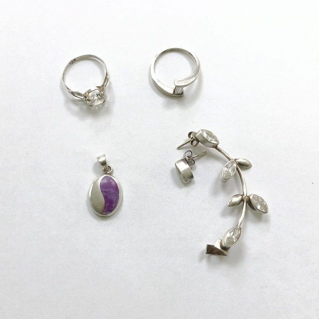 ANILLITO, ARETES PAR, DIJE, GARGANTILLA PLATA 15.9 GRMS (SEMINUEVO)