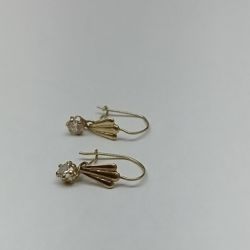 ARETES PAR ORO 10 K 0.6 GRMS (SEMINUEVO)
