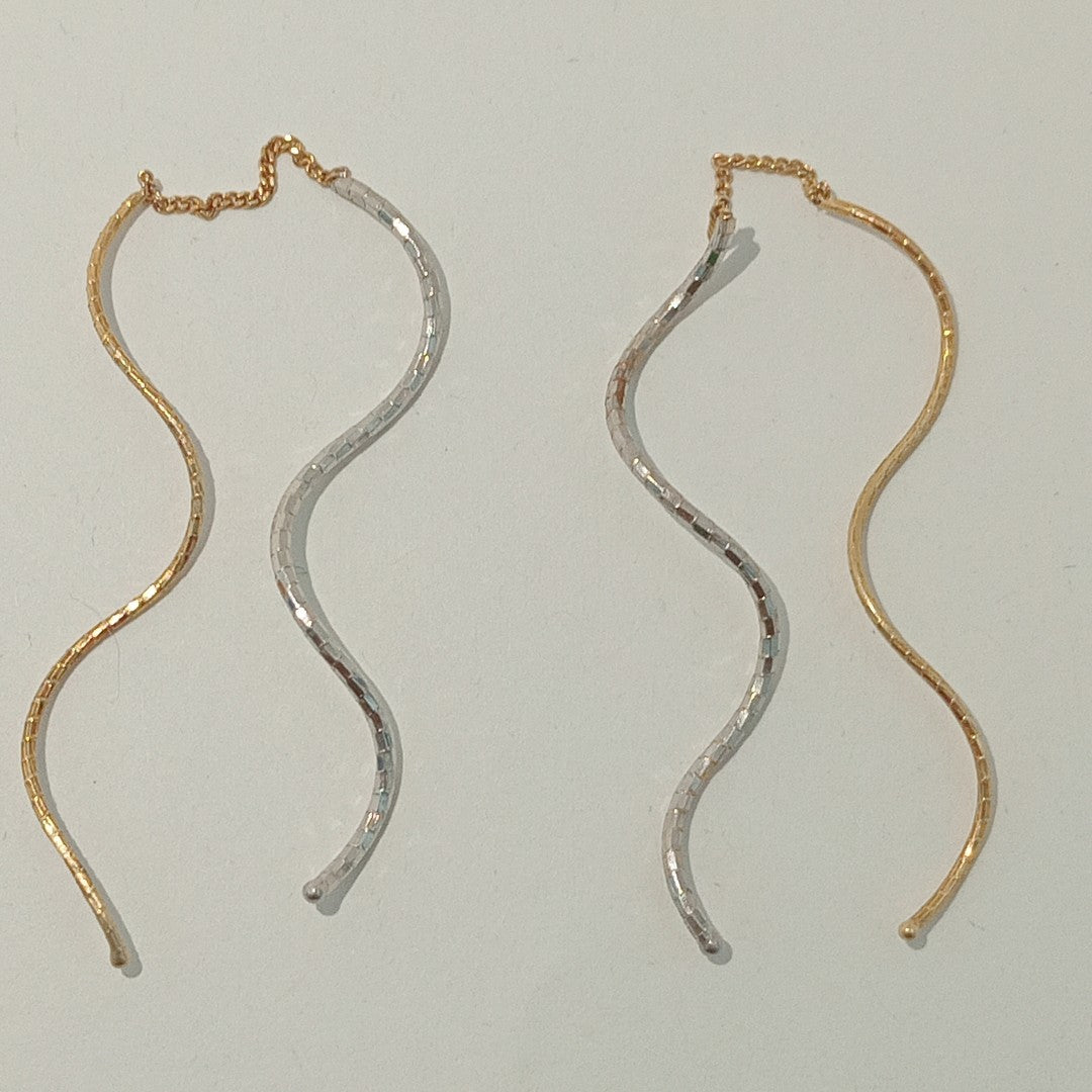 VIOLADORES PAR ORO COMBINADO 14 K 0.7 GRMS (SEMINUEVO)