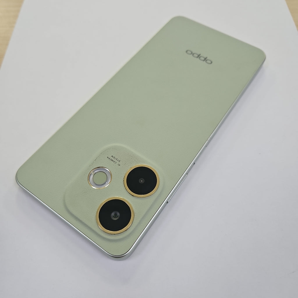 CELULAR OPPO A5 PRO CPH2711 (2025) 256 GB 8 GB RAM (SEMINUEVO)