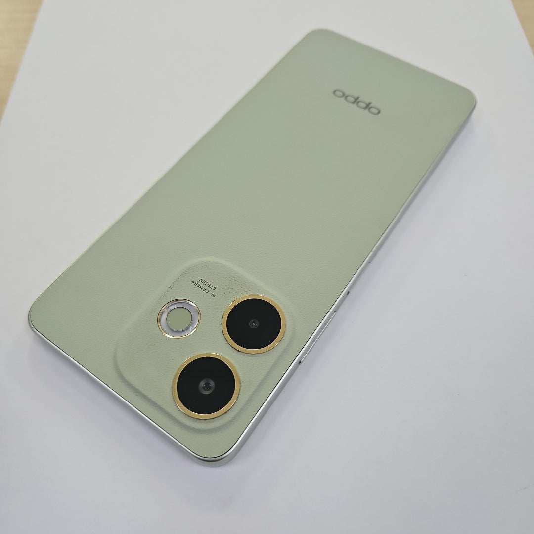 CELULAR OPPO A5 PRO CPH2711 (2025) 256 GB 8 GB RAM (SEMINUEVO)