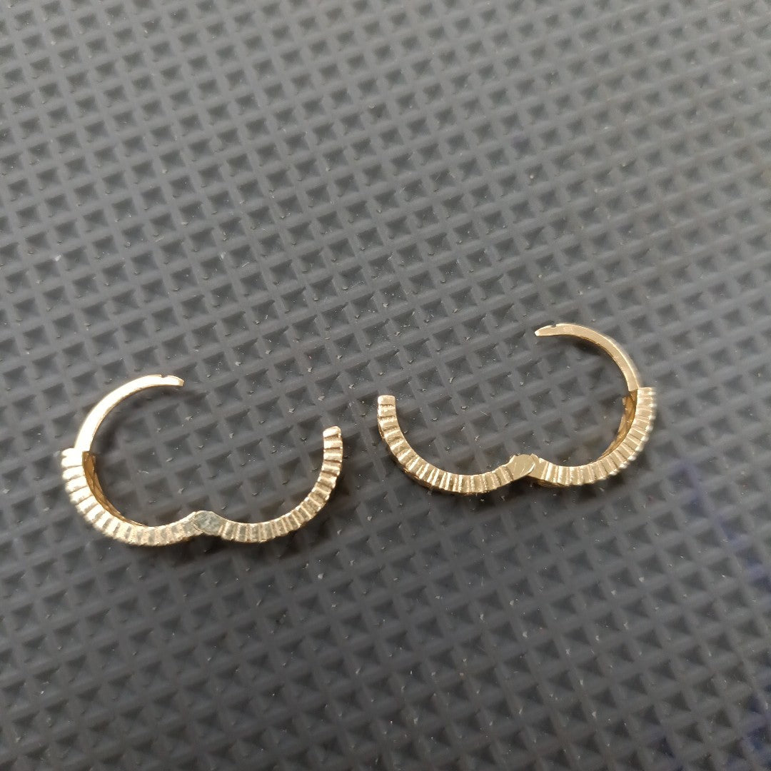 ARRACADAS PAR ORO 14 K 2.8 GRMS (SEMINUEVO)