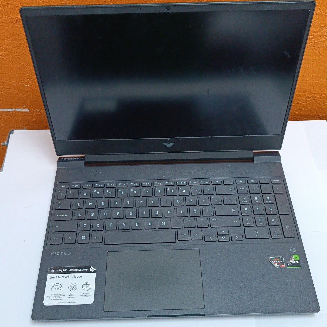 LAPTOP HP VICTUS 15-FB0123LA (2023) 512 GB SSD 16 GB RAM (SEMINUEVO)