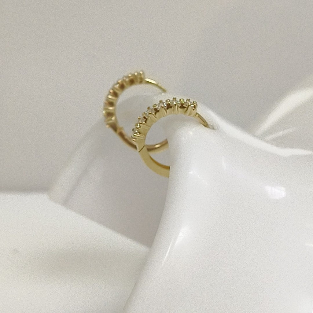HUGGIES ORO 14K 1.6 (NUEVO)