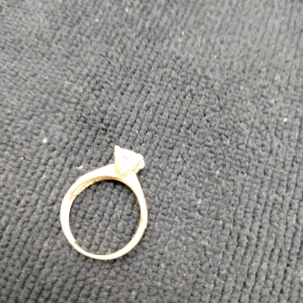 ANILLO ORO 10 K 3.1 GRMS (SEMINUEVO)