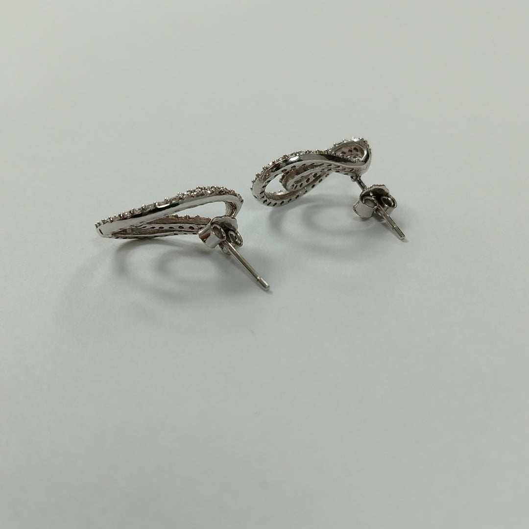 ARETES PAR ORO, ORO BLANCO 14 K 4 GRMS (SEMINUEVO)