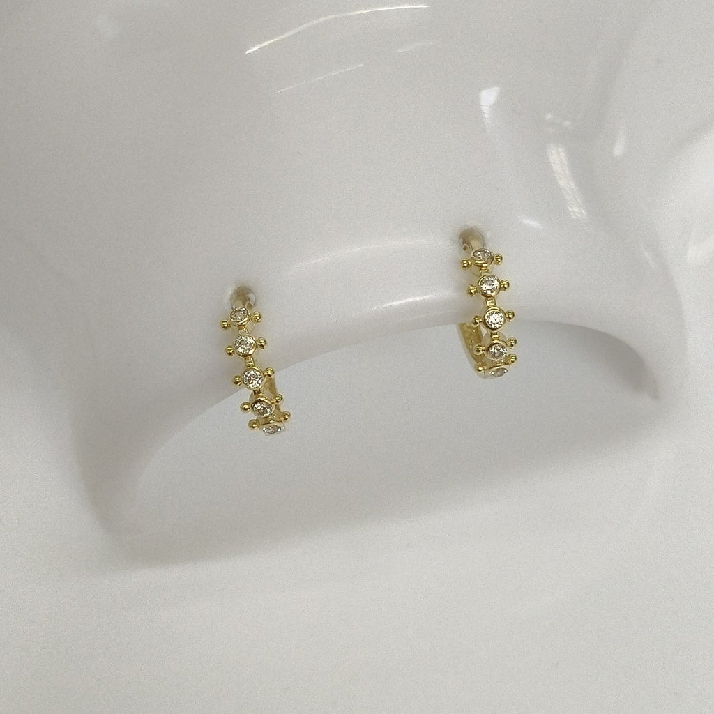 HUGGIES ORO 14K 1.4 (NUEVO)