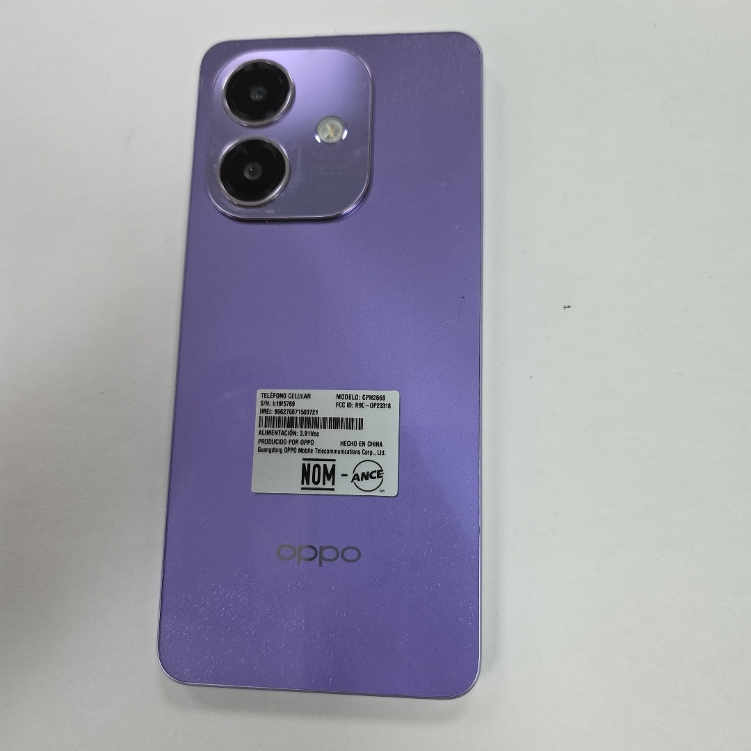 CELULAR OPPO A40 CPH2669 (2024) 256 GB 4 GB RAM (SEMINUEVO)