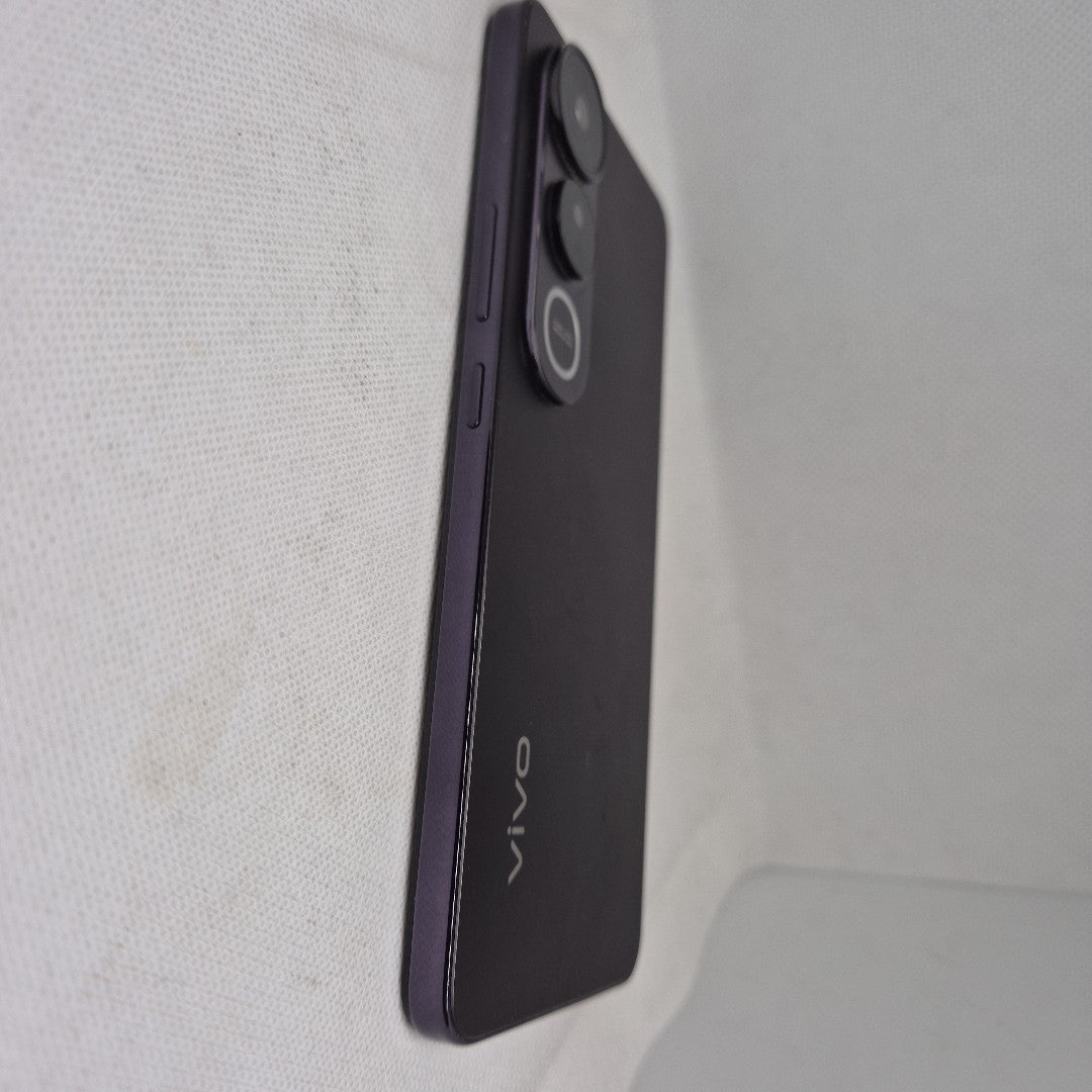 CELULAR VIVO V50 LITE V2441 (2025) 256 GB 8 GB RAM (SEMINUEVO)