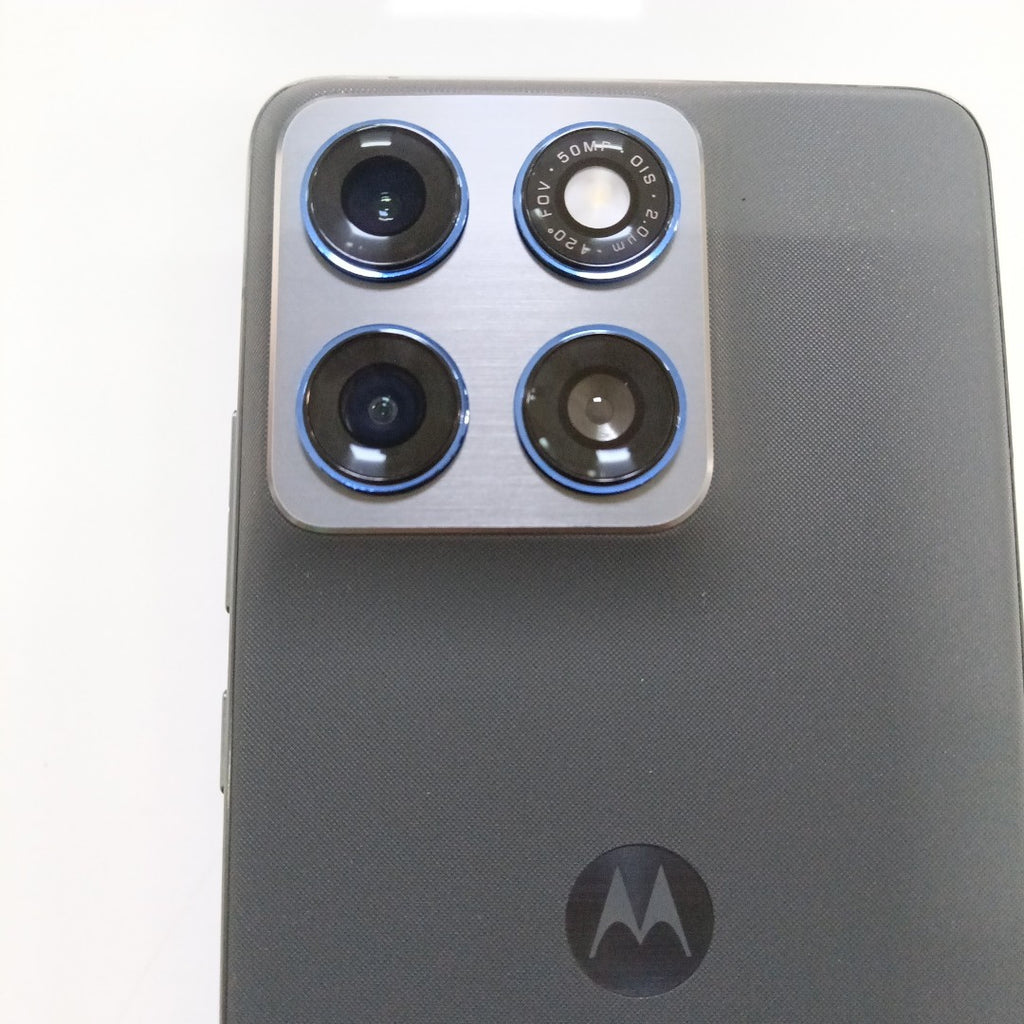CELULAR MOTOROLA EDGE 70 XT2601-3 (2025) 512 GB 12 GB RAM (SEMINUEVO)