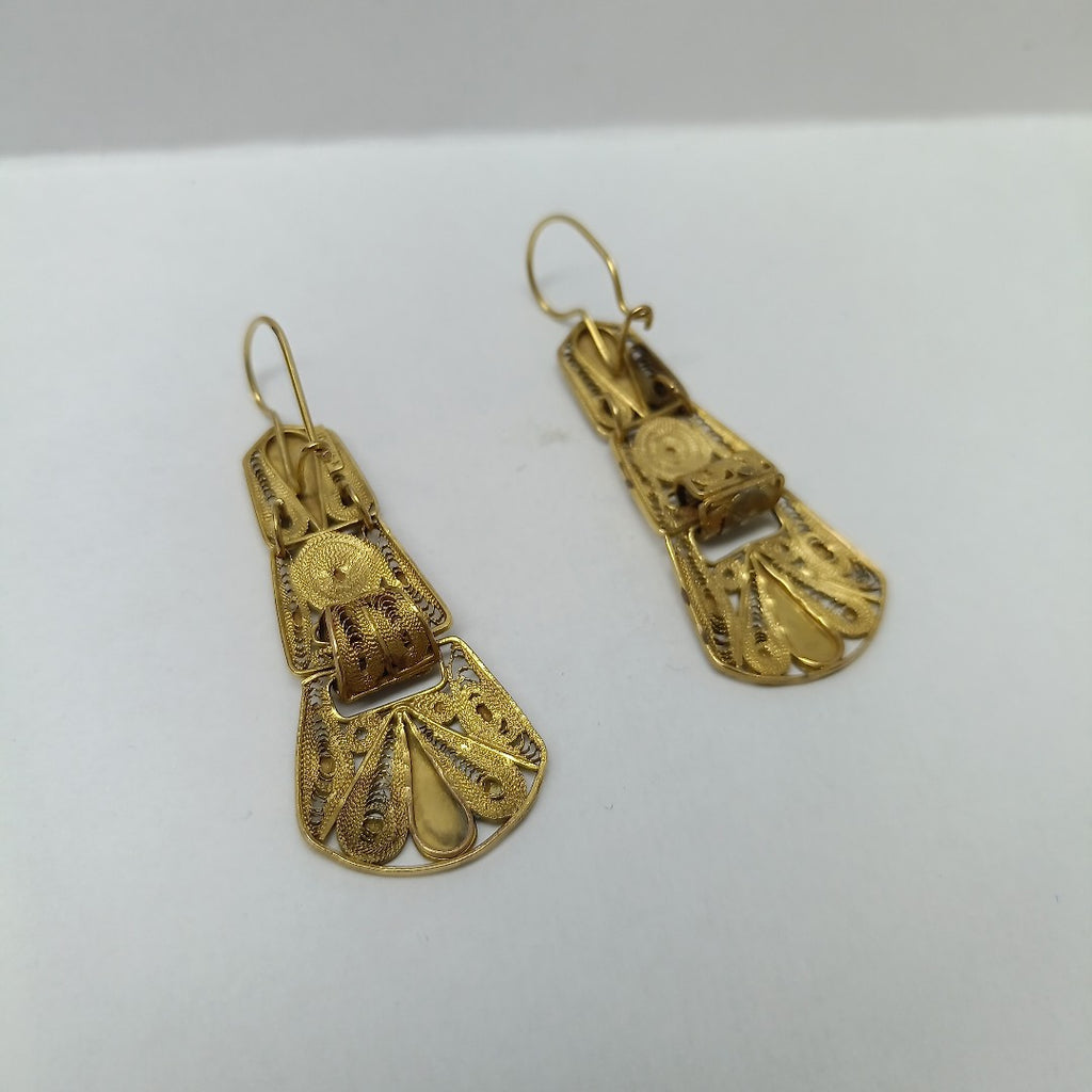 ARETES PAR ORO 8 K 9.7 GRMS (SEMINUEVO)