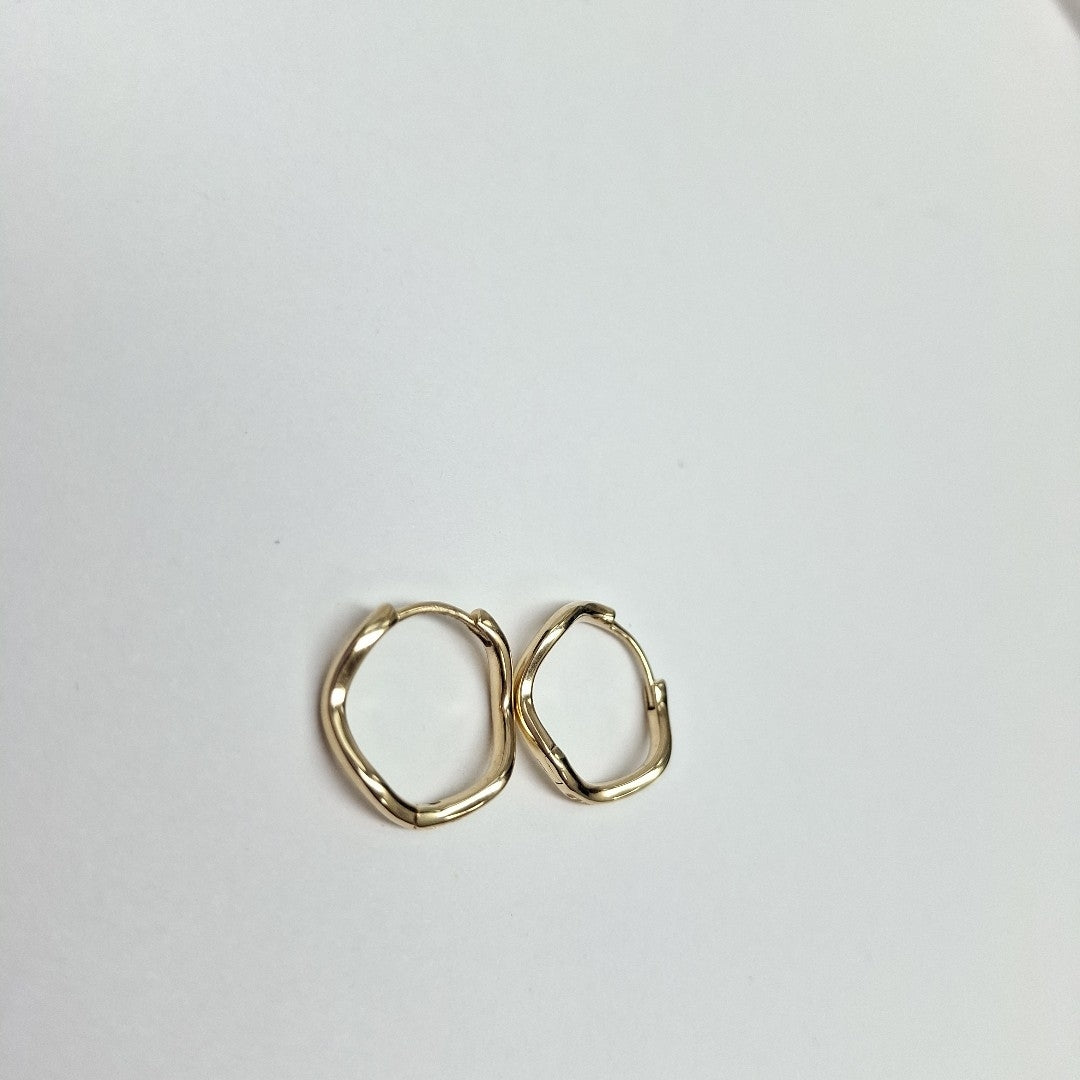 HUGGIES ORO 14K 1.3 (NUEVO)