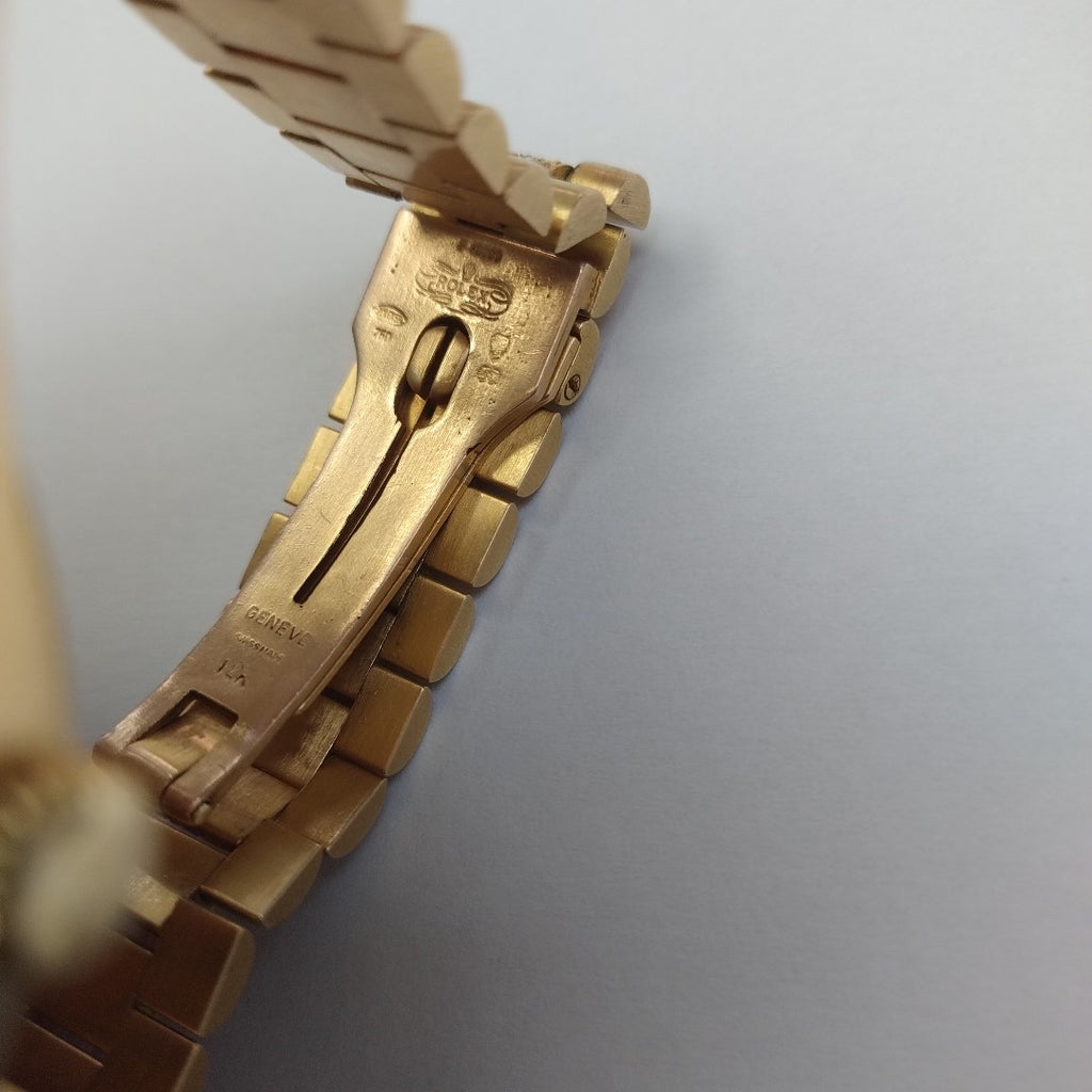 RELOJ CAJA ACERO PULSO ORO ORO 18 K 139.9 GRMS (SEMINUEVO)