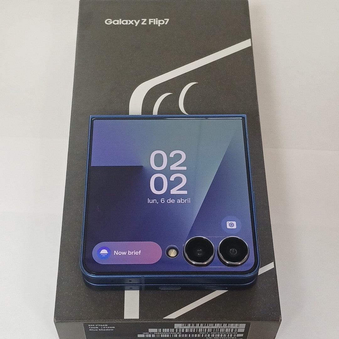 CELULAR SAMSUNG GALAXY Z FLIP 7 SM-F766B (2025) 512 GB 12 GB RAM (SEMINUEVO)