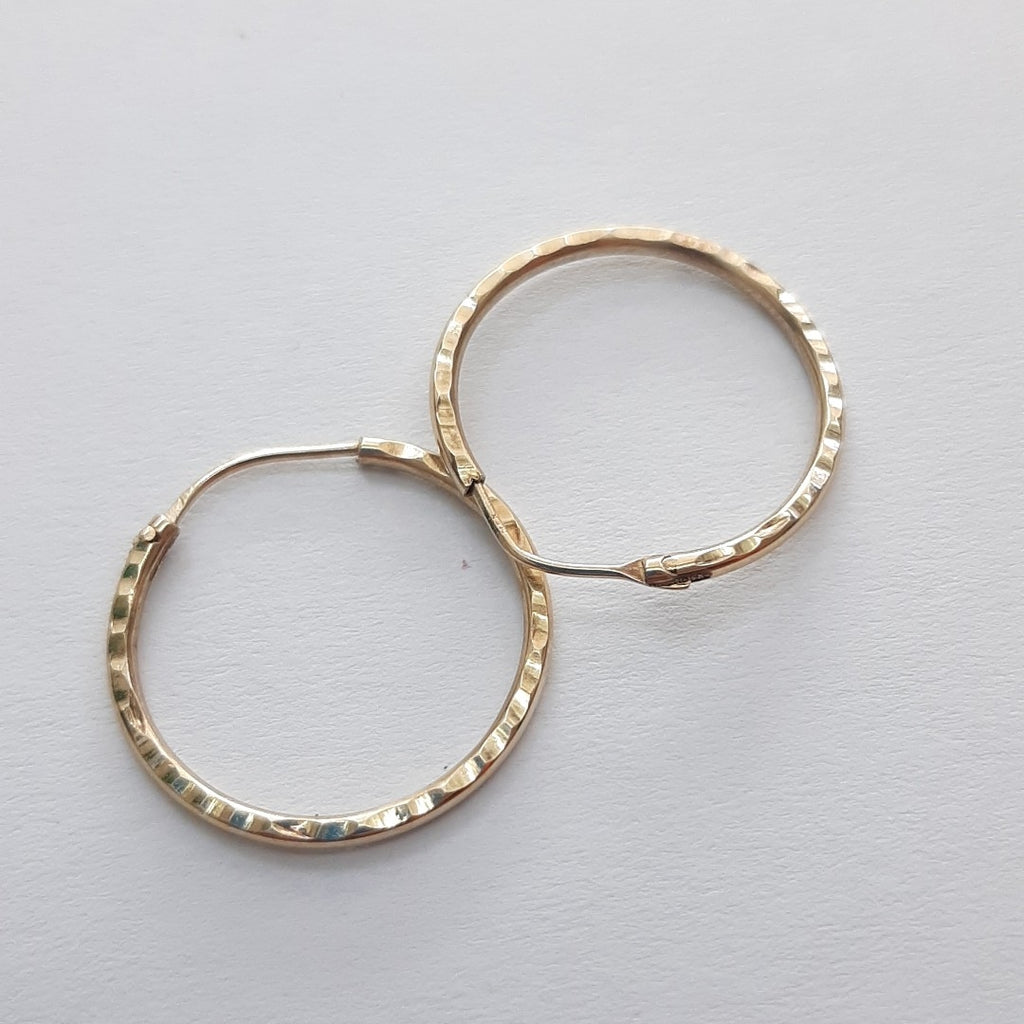 ARRACADAS PAR ORO 10 K 1.2 GRMS (SEMINUEVO)