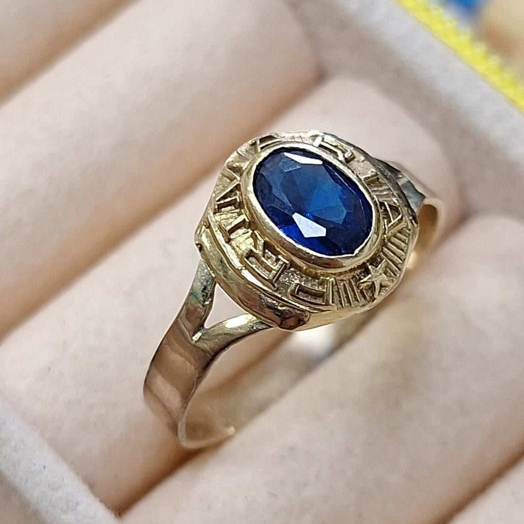 ANILLO DE GRADUACIÓN ORO 8 K 2,00 GRMS (SEMINUEVO)