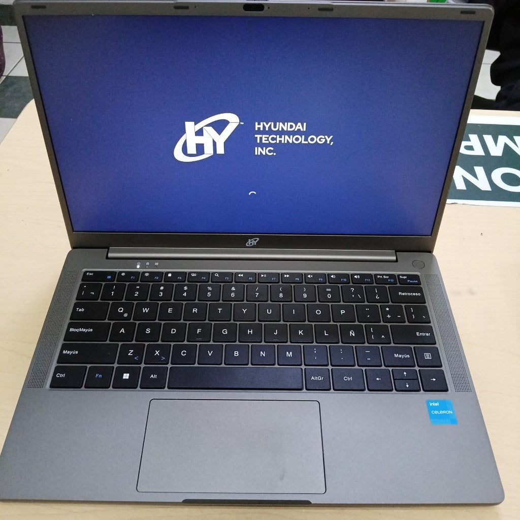 LAPTOP HYUNDAI HYBOOK HT14CC4S04 128 GB SSD 4 GB RAM (SEMINUEVO)