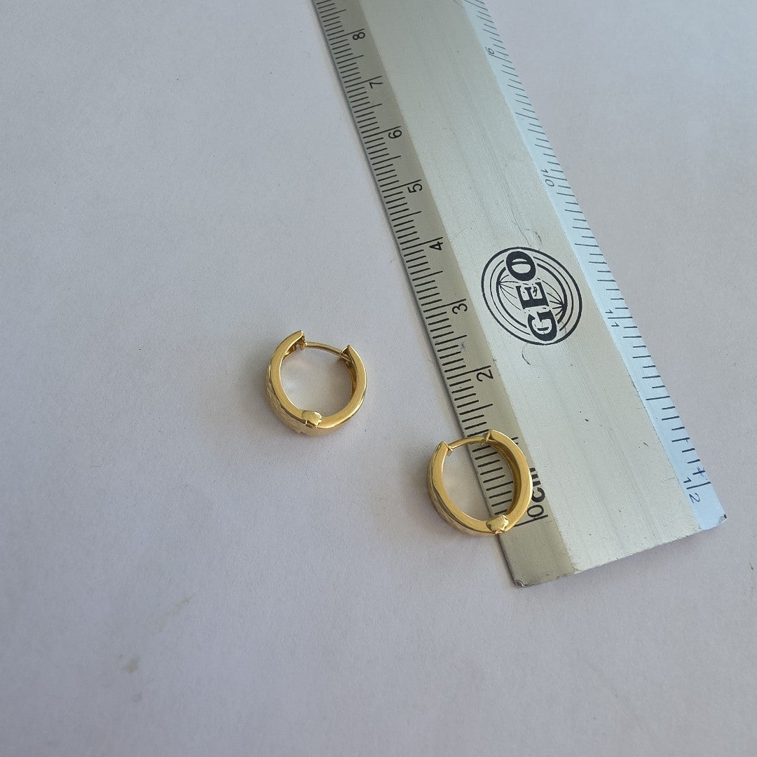 HUGGIES ORO 14K 1.2 (NUEVO)
