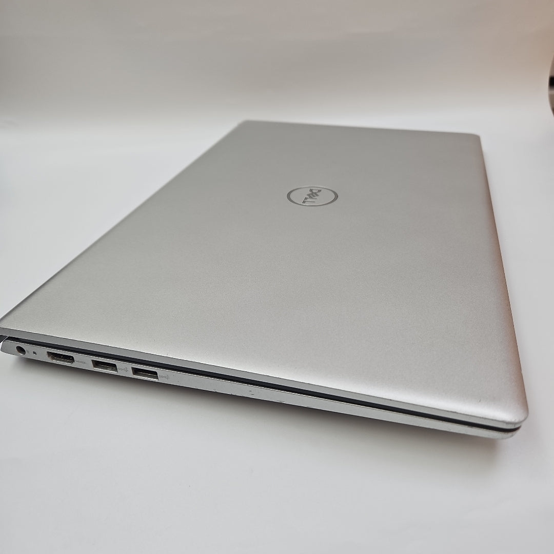 LAPTOP DELL INSPIRON 15 3515 (2023) 256 GB SSD 8 GB RAM (SEMINUEVO)