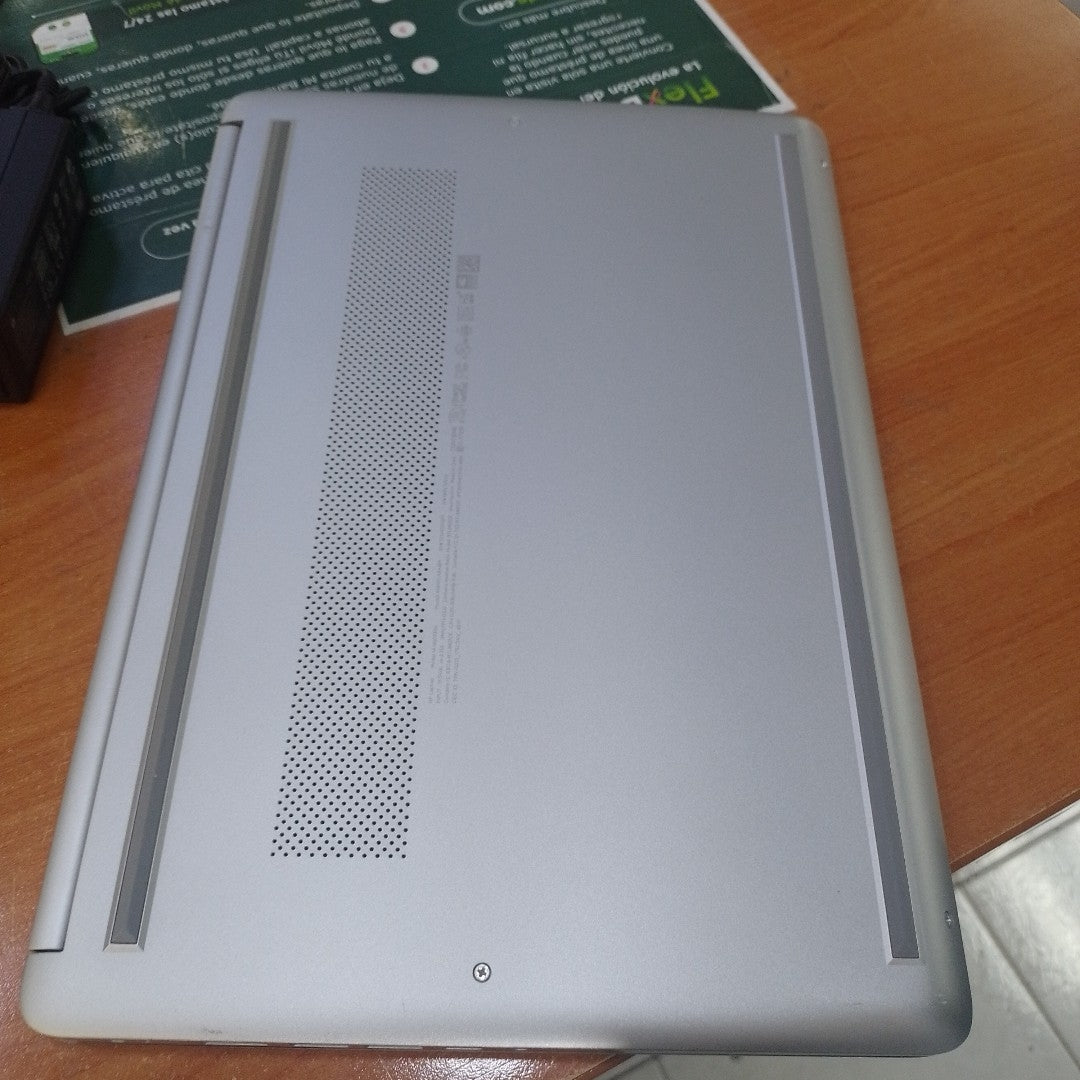 LAPTOP HP 14-DQ0531LA (2024) 128 GB SSD 4 GB RAM (SEMINUEVO)