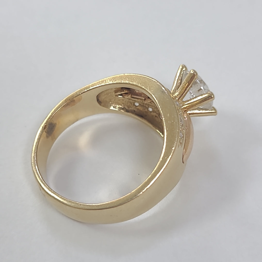 SOLITARIO ORO 14 K 8 GRMS (SEMINUEVO)