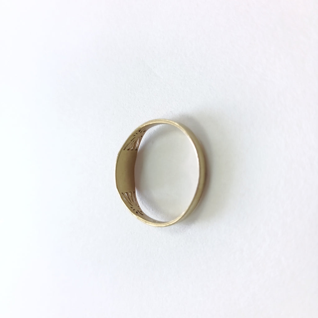 ANILLO DE GRADUACIÓN ORO 8 K 1,20 GRMS (SEMINUEVO)