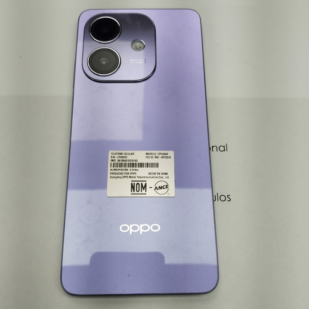 CELULAR OPPO A40 CPH2669 (2024) 256 GB 4 GB RAM (SEMINUEVO)
