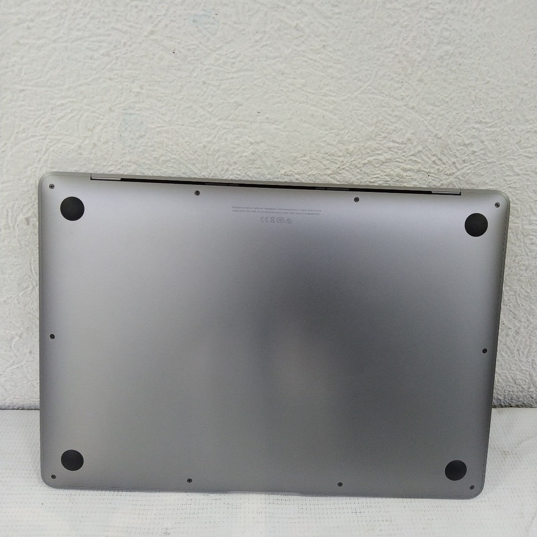 LAPTOP APPLE MACBOOK AIR 13" 2020 3.2 A2337 256 GB SSD 8 GB RAM (SEMINUEVO)