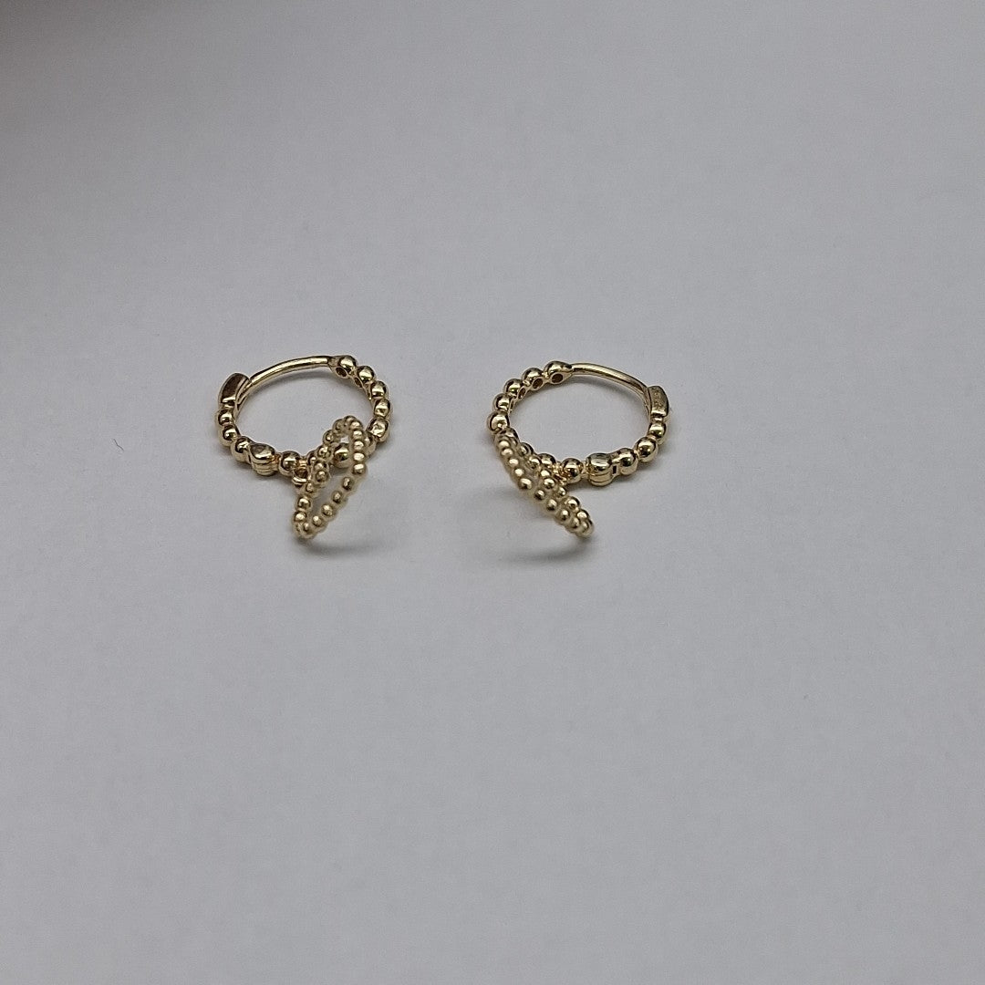 HUGGIES ORO 14K 1.8 (NUEVO)