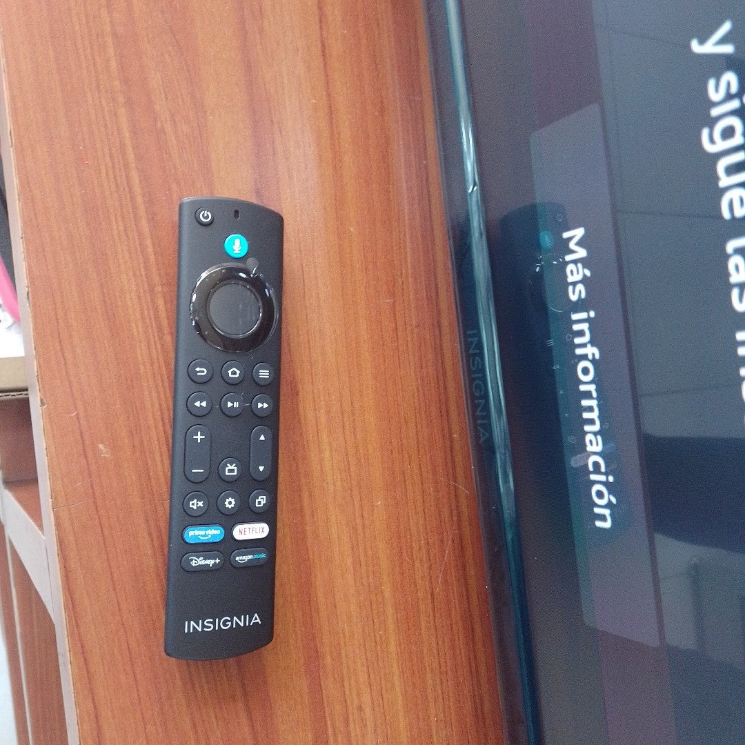 PANTALLA INSIGNIA NS-40F401NA26 40" LED FULL HD
