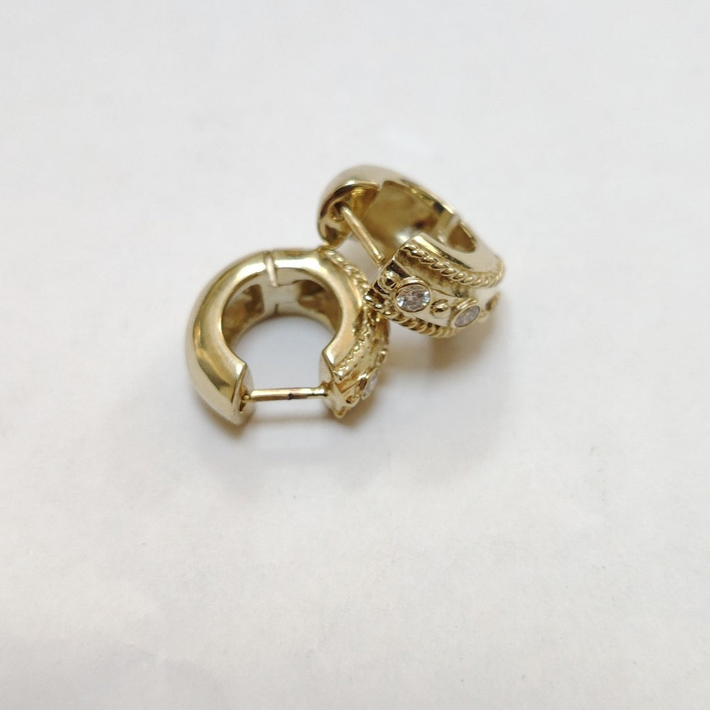 ARETES PAR ORO BLANCO 18 K 9,50 GRMS (SEMINUEVO)