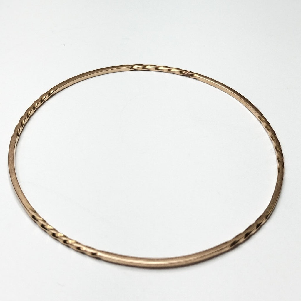 PULSERA RIGIDA ORO 14 K 5.2 GRMS (SEMINUEVO)