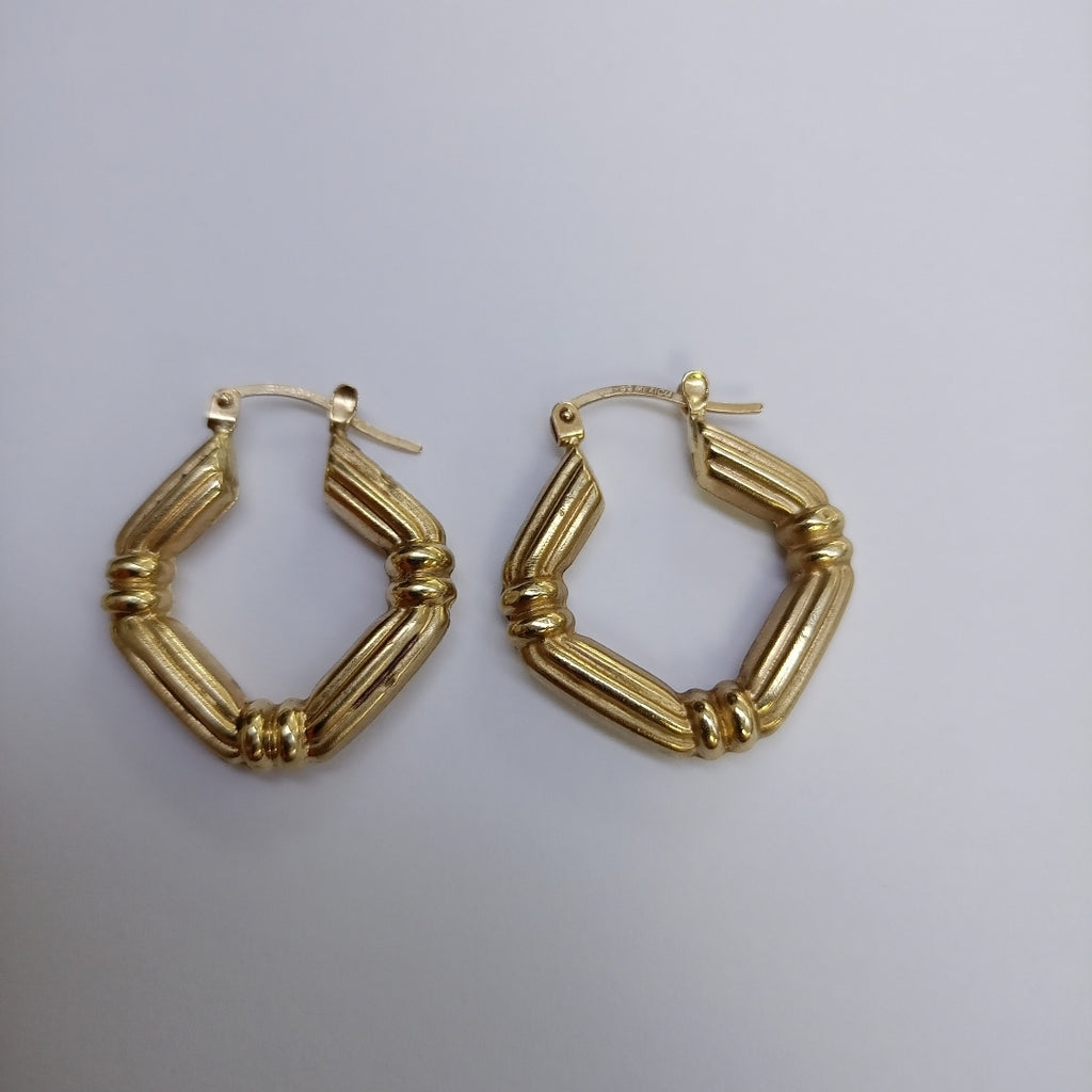 ARRACADAS PAR ORO 10 K 3,00 GRMS (SEMINUEVO)