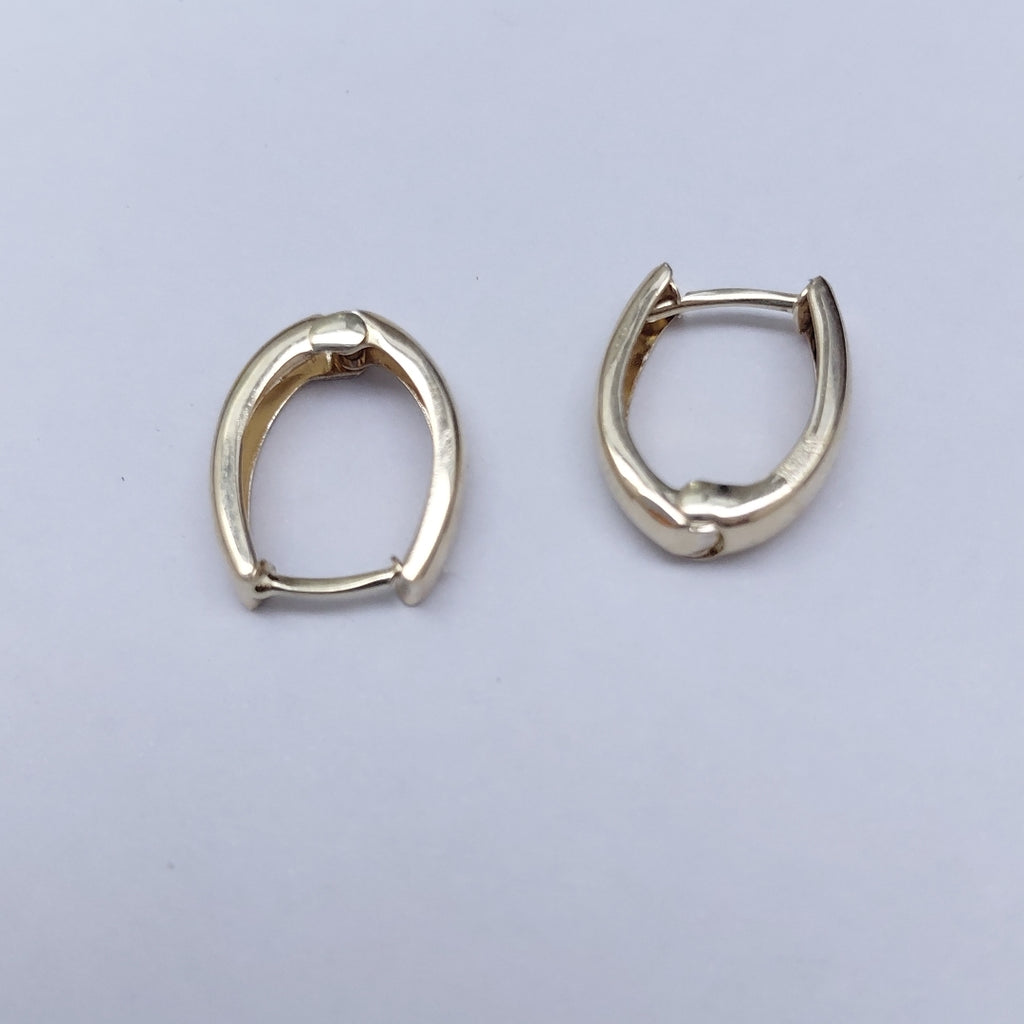 HUGGIES ORO 14K 1.1 (NUEVO)