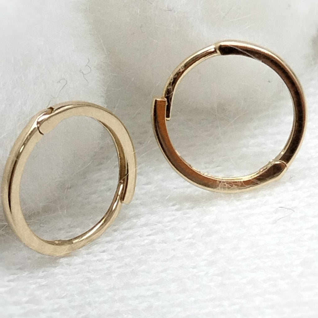 HUGGIES ORO 14K 0.9 (NUEVO)