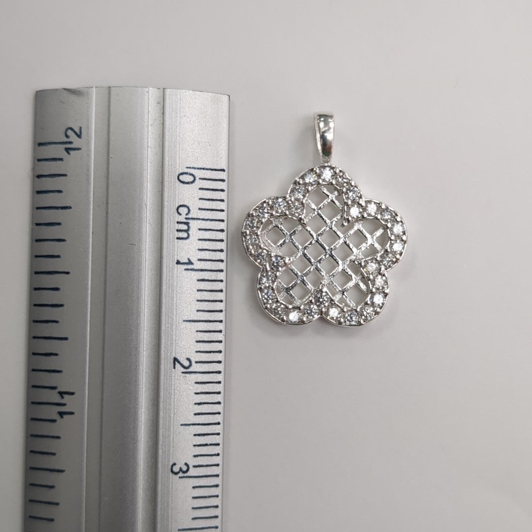 DIJE FLOR CON CIRCONIAS PLATA .925 1.7 GR (NUEVO)
