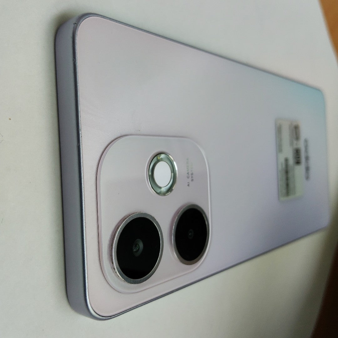 CELULAR OPPO A5 PRO 5G CPH2695 (2025) 256 GB 8 GB RAM (SEMINUEVO)