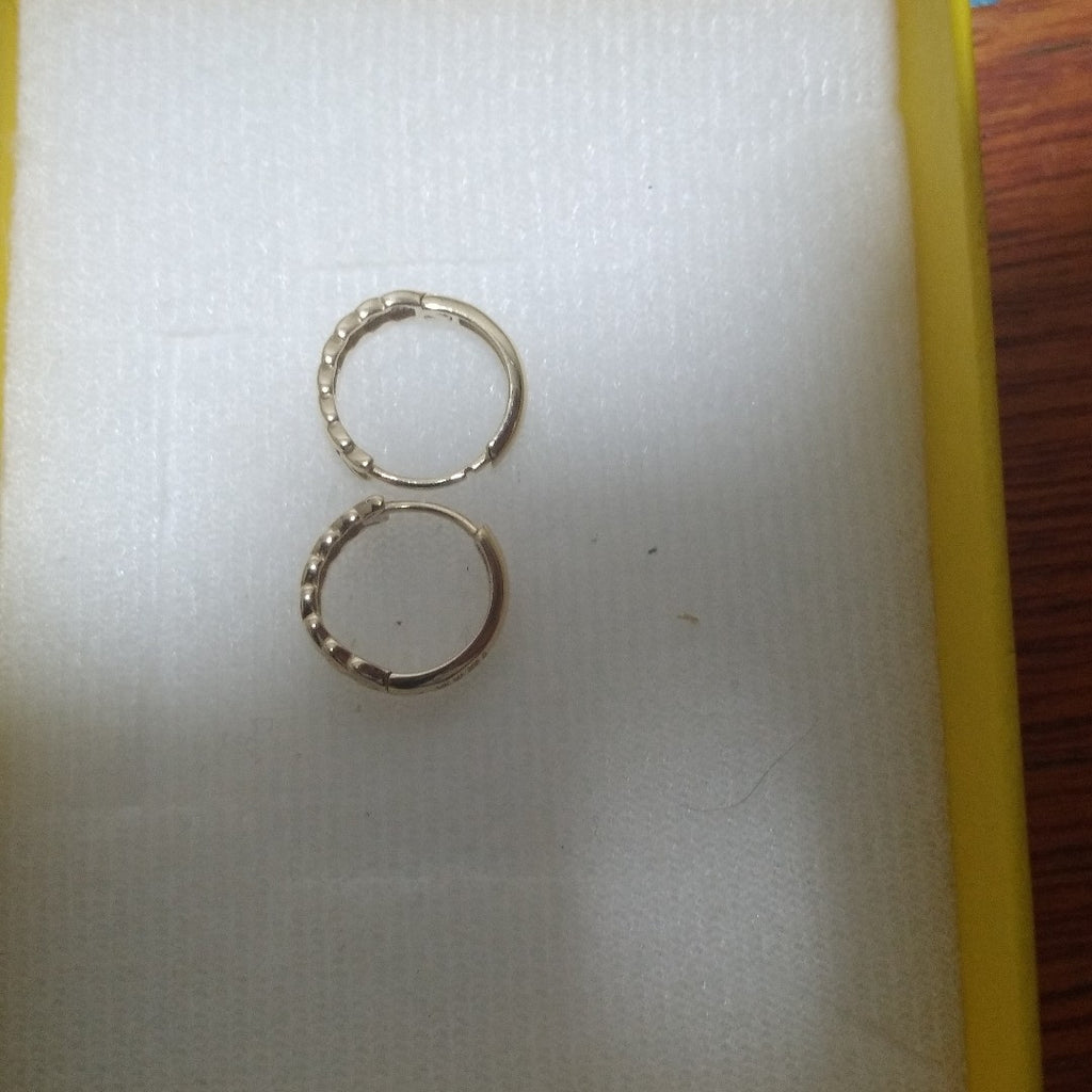 HUGGIES ORO 14K 1.2 (NUEVO)