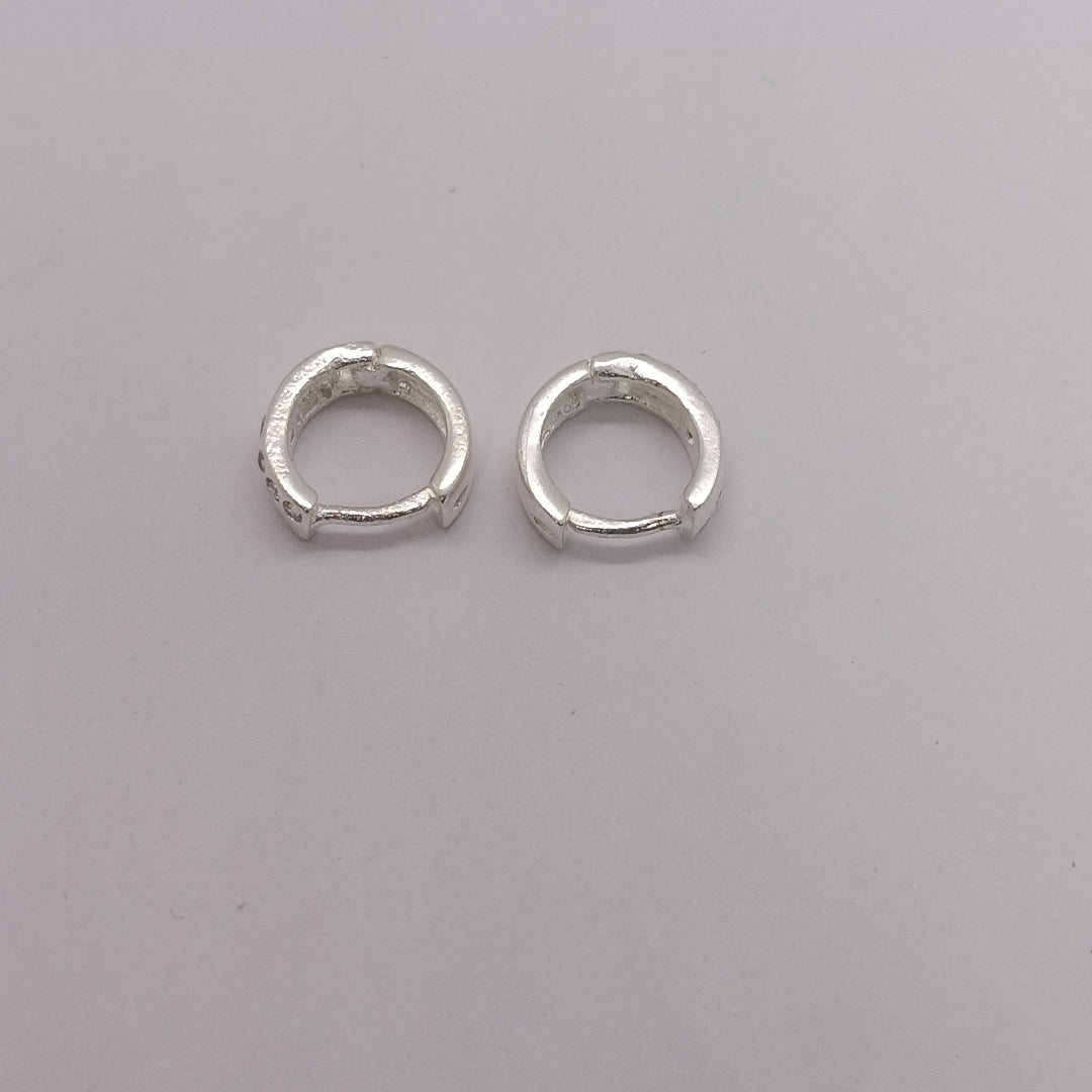 ARRACADAS C/CIRCONIAS PLATA .925 2.4 GR (NUEVO)