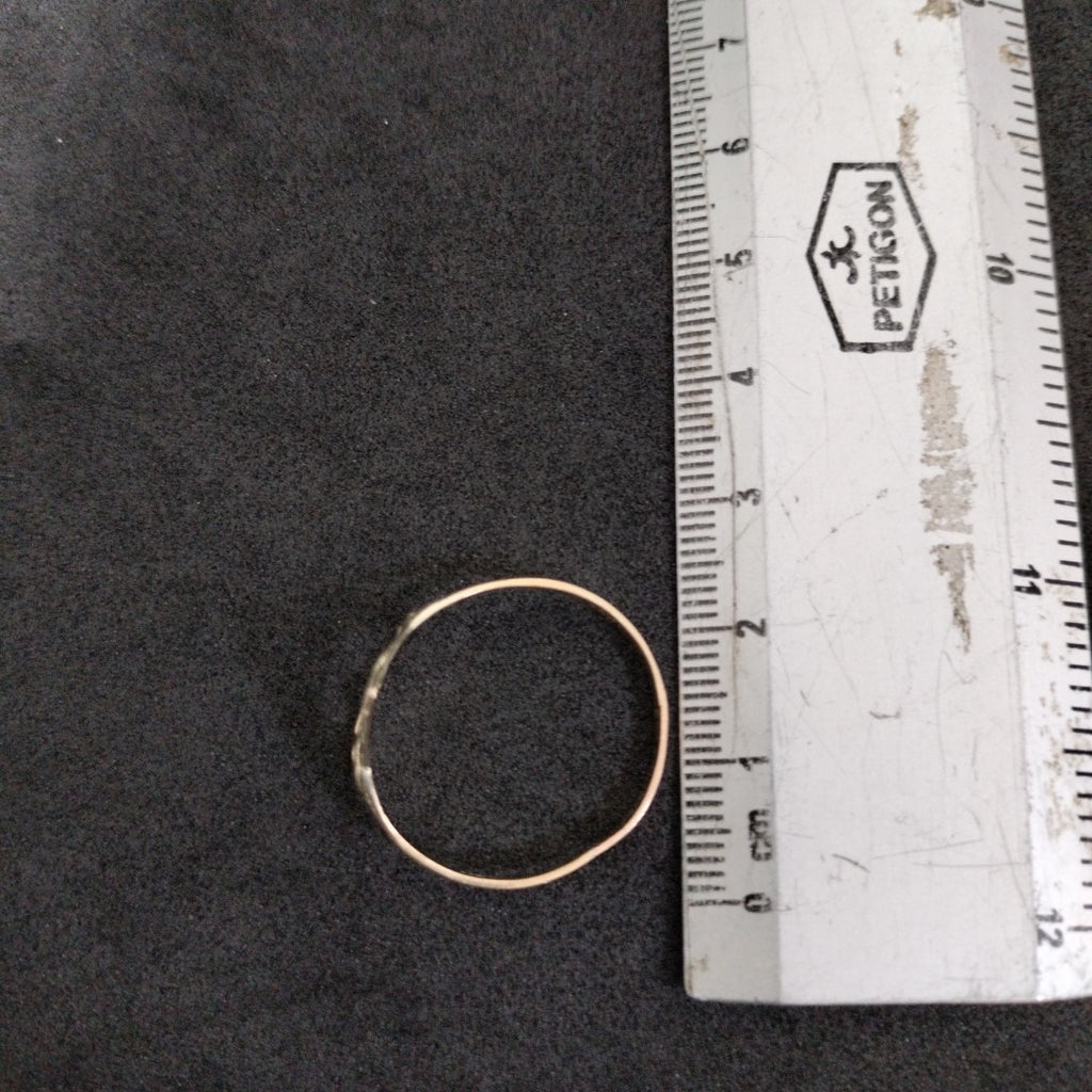 ANILLO ORO 10 K 1.3 GRMS (SEMINUEVO)