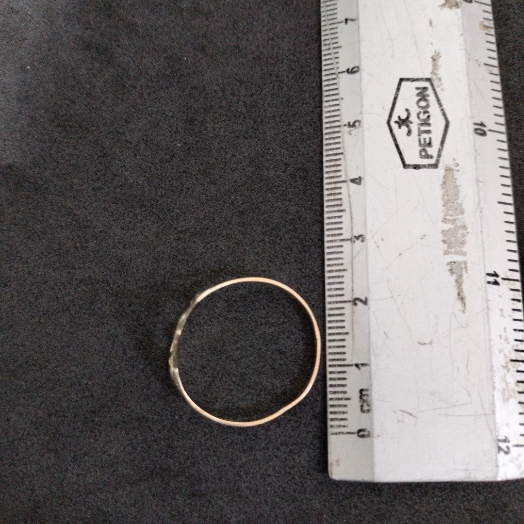 ANILLO ORO 10 K 1.3 GRMS (SEMINUEVO)
