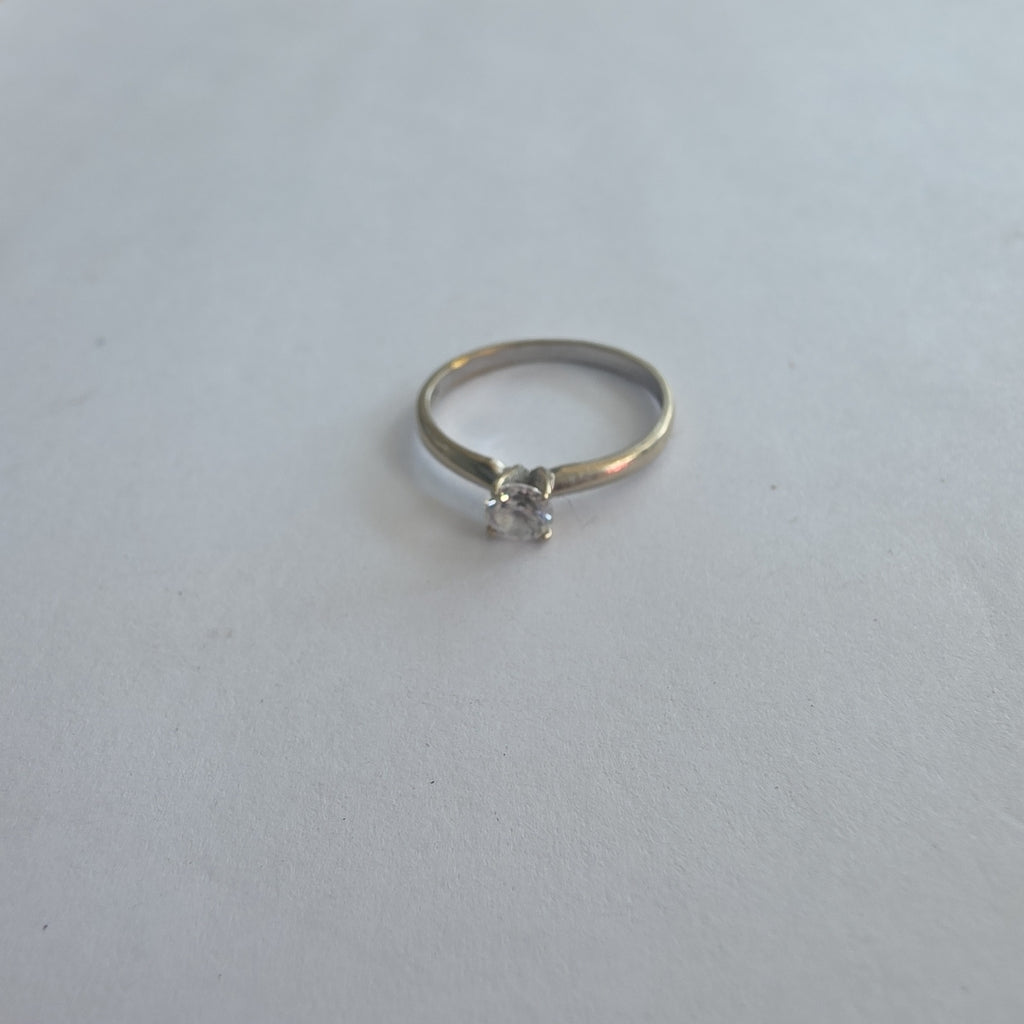 SOLITARIO ORO, ORO BLANCO 14 K 1.7 GRMS (SEMINUEVO)