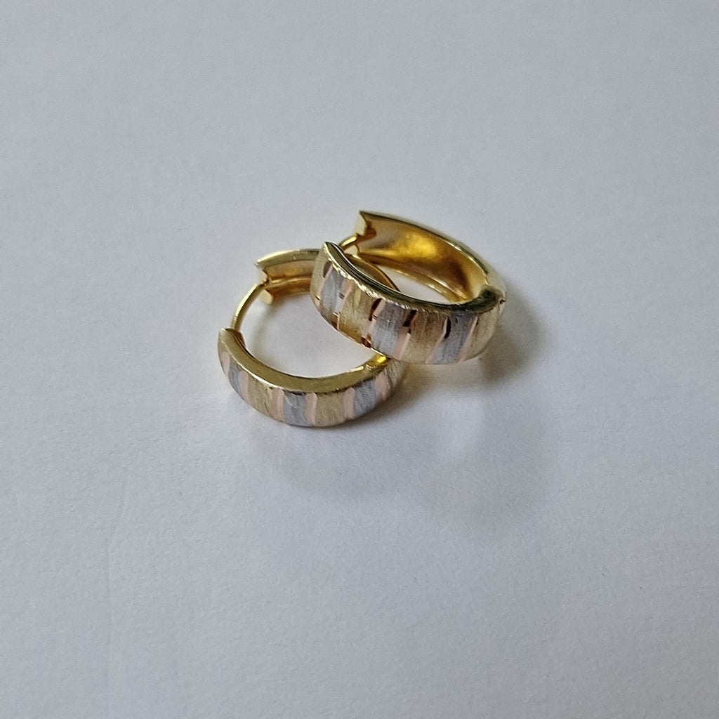HUGGIES ORO 14K 1.8 (NUEVO)